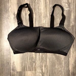 Victoria secret sports bra 34D